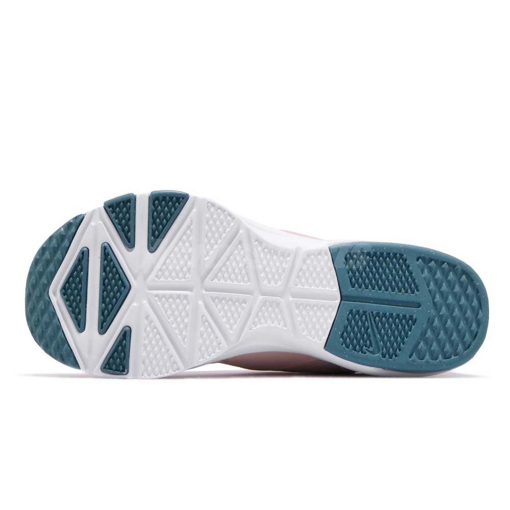 Nike Air Bella TR - Picture 4 of 7